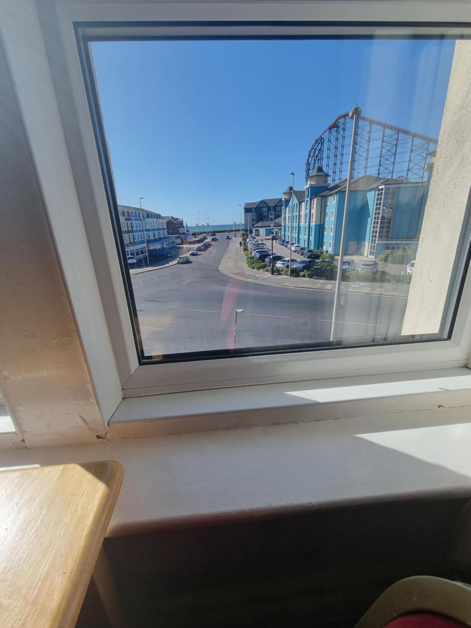 Henson Hotel Pleasure Beach 블랙풀 객실 사진