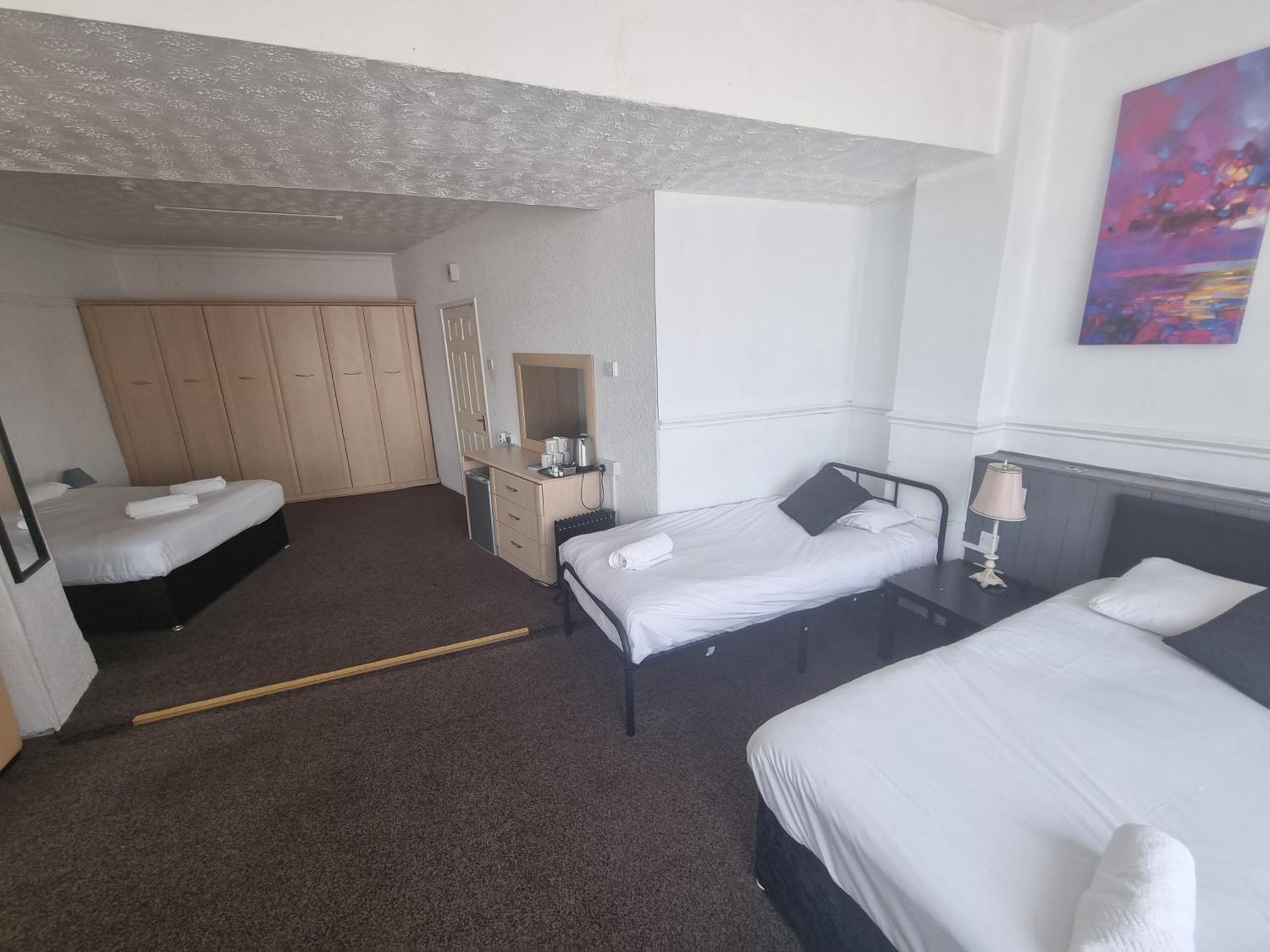 Henson Hotel Pleasure Beach 블랙풀 객실 사진